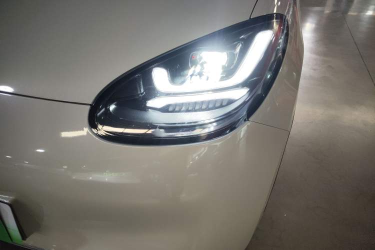 Used Wuling Bingo 2023 410 km Lingxi Deluxe Edition Left Front Headlight