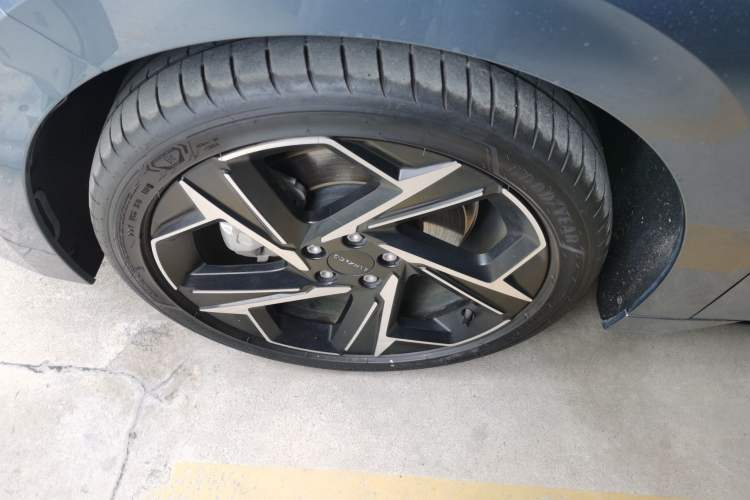 Used Lynk & Co 07 2024 EM-P 126 Long-Range Ultra