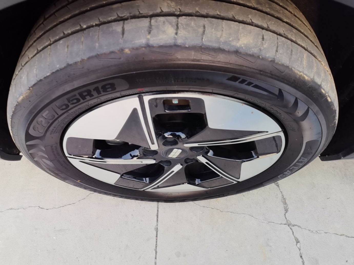 Geely Galaxy E5 2026 Model 610km Exploration+ Edition — снимка 10