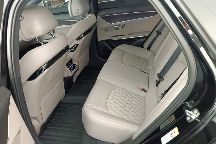 Used BYD Han 2025 DM-i Intelligent Driving Edition 125KM LiDAR Flagship Model