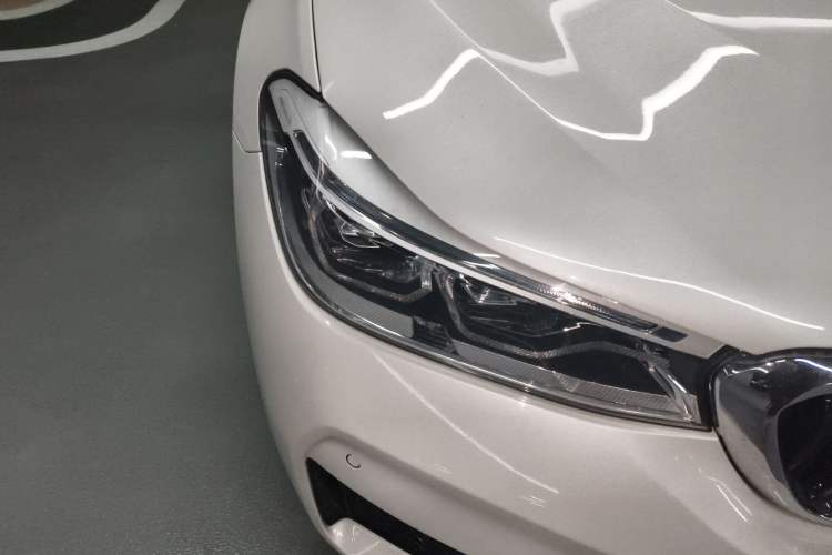 Used BMW 6 Series GT 2019 630i M Sport Package Exterior 6