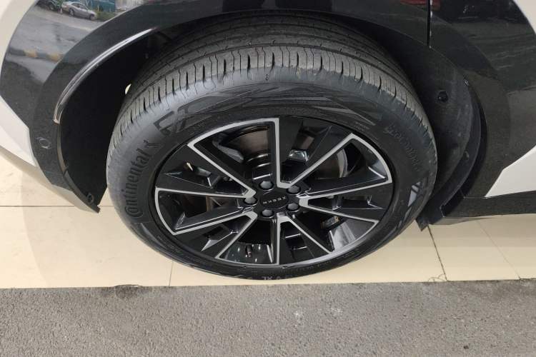 Used Zeekr X 2024 Four-Seat Rear-Drive Version Right Rear Wheel Hub