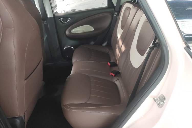 Used Wuling Bingo 2023 333 km Lingxi Connected Version
