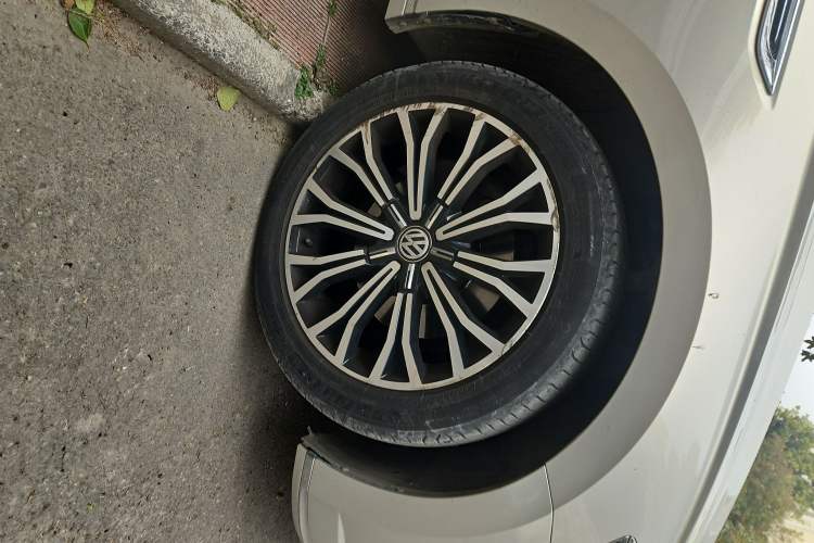 Used Volkswagen Phideon 2018 Revised Version 380TSI Two-Wheel Drive Business Edition