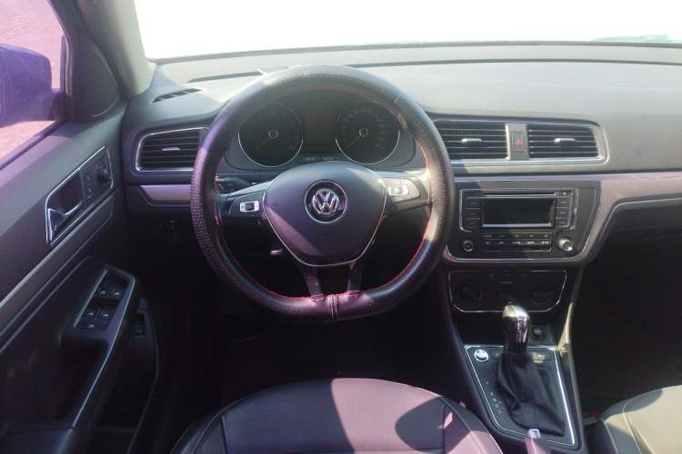 Used Volkswagen Lavida 2017 1.6L Automatic Comfort Edition