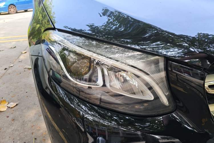 Used Mercedes-Benz GLC 2017 GLC 260 4MATIC Luxury Model
