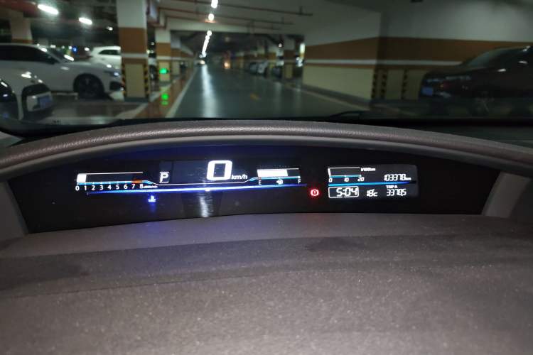 Used Honda Jade 2016 1.8L Automatic Comfort Elite Version 5 Seats
