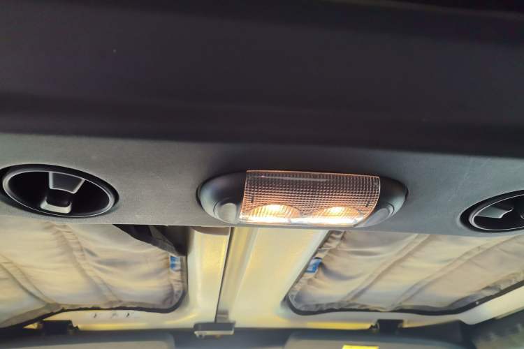 Used Jeep Wrangler 2015 3.6L Rubicon Four-Door Comfort Edition Headliner