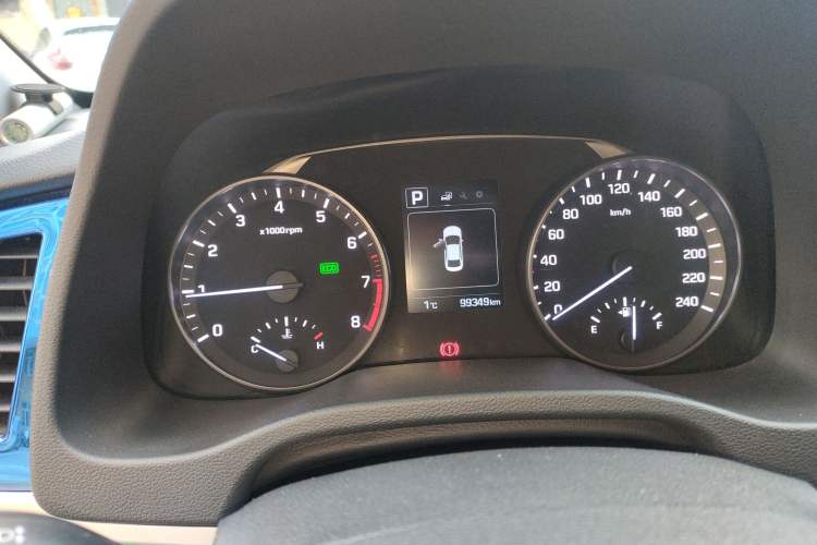 Used Hyundai Elantra (6th Generation / Lingdong) 2016 1.6L Automatic ZhiXuan – Elite Version
