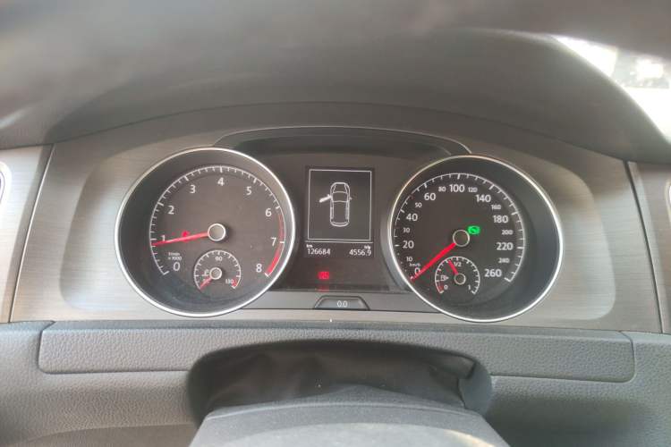 Used Volkswagen Golf 2016 1.6L Automatic Comfort Model Instrument Cluster