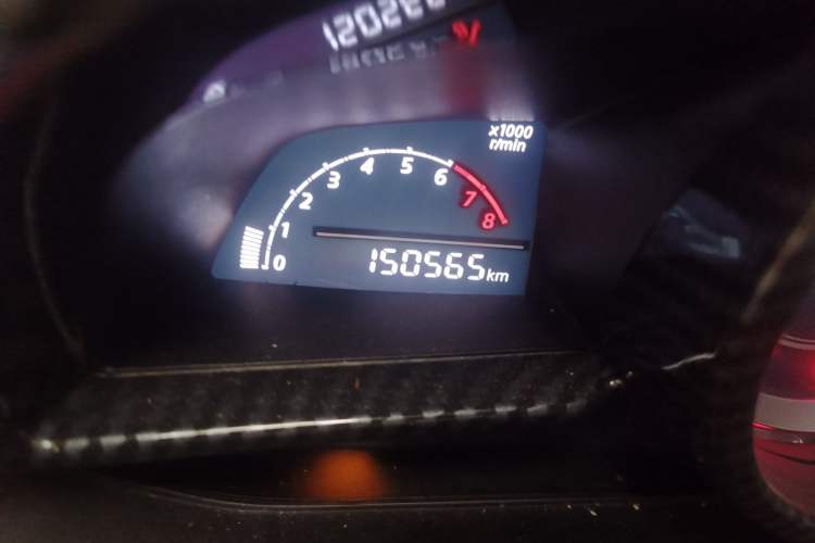 Used Mazda 3 Axela 2016 Sedan 1.5L Manual Luxury Model