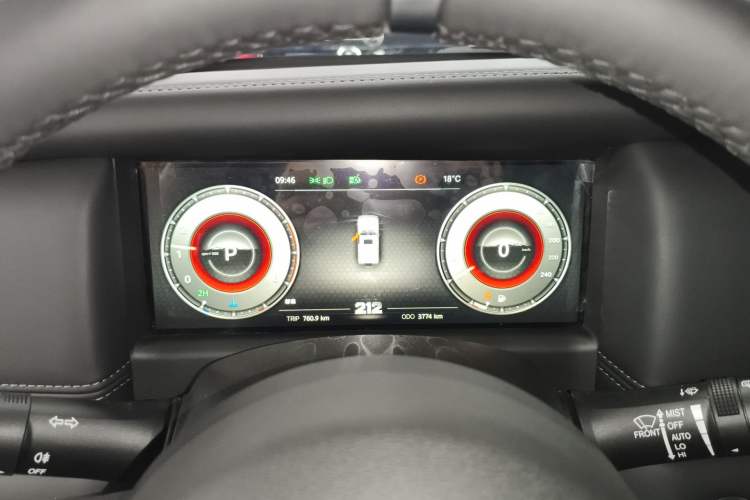 Used 212 T01 2025 2.0T Changfeng
