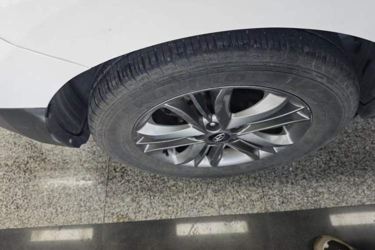 Used Hyundai ix35 2015 2.0L Automatic 2WD Smart Type China IV
