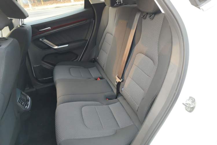 Used Haval H4 2019 1.5 GDIT Manual Elite Smart Connect Version China V Standard