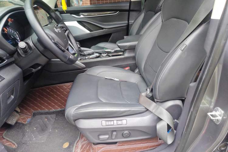 Used SAIC MAXUS D90  Left Front Seat