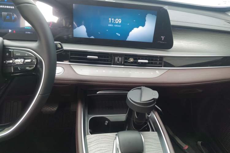 Used Chery Tiggo 8 PRO 2022 390T Two-Wheel Drive Vast Edition 5 Seats