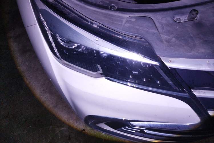 Used CHANGAN CS85 COUPE 2019 1.5T DCT Dynamic Version China VI Standard
