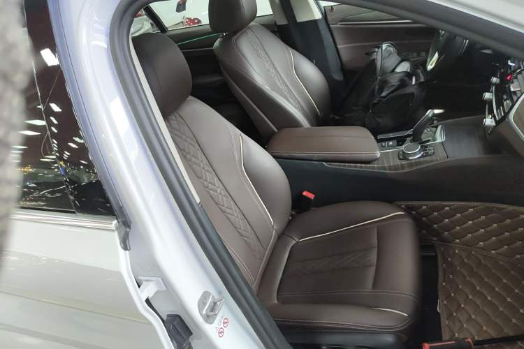 Used BMW 5 Series 2020 530Li Leading Edition Luxury Package
