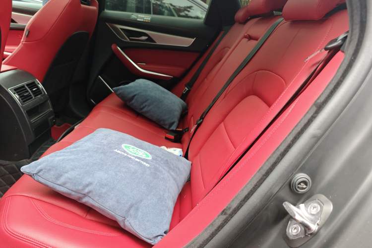 Used Jaguar F-PACE 2024 P250 R-Dynamic SE