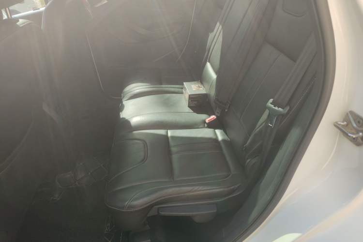 Used Ford Kuga 2013 2.0L GTDi Four-Wheel-Drive Sport Model
