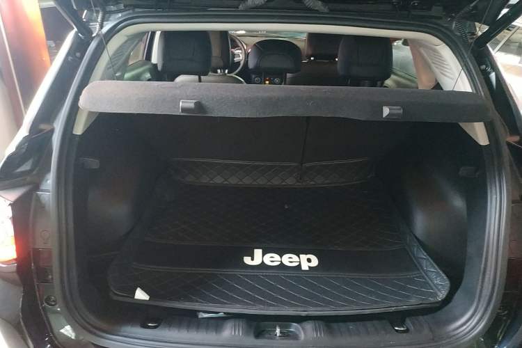 Used Jeep Compass 2019 220T Automatic Family Edition