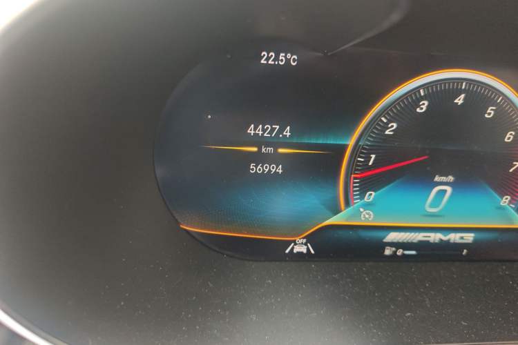 Used Mercedes-Benz GLC AMG 2022 AMG GLC 43 4MATIC Odometer Close Up