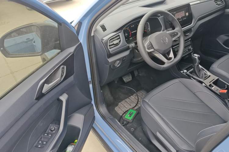 Used Volkswagen Tharu 2025 NewRui 300TSI Prestige Edition