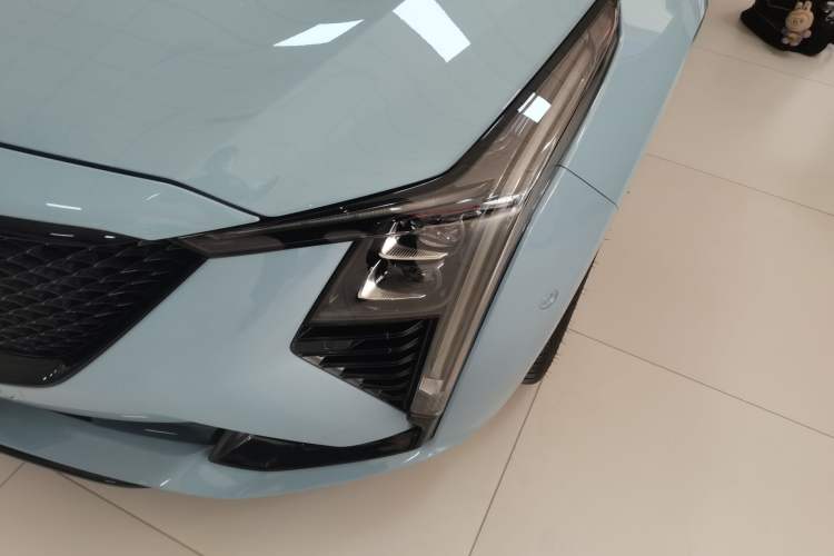 Used Cadillac CT5 2025 28T Track Performance Edition + Peak Track Optional Package