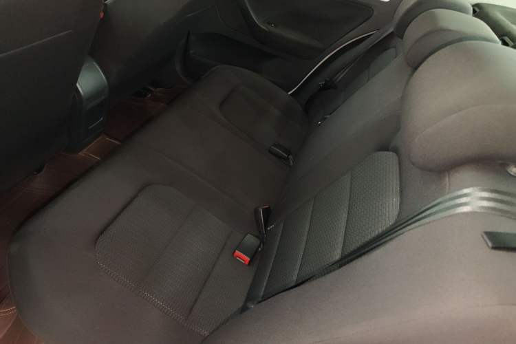 Used Volkswagen Bora 2014 1.6L Automatic Fashion Model