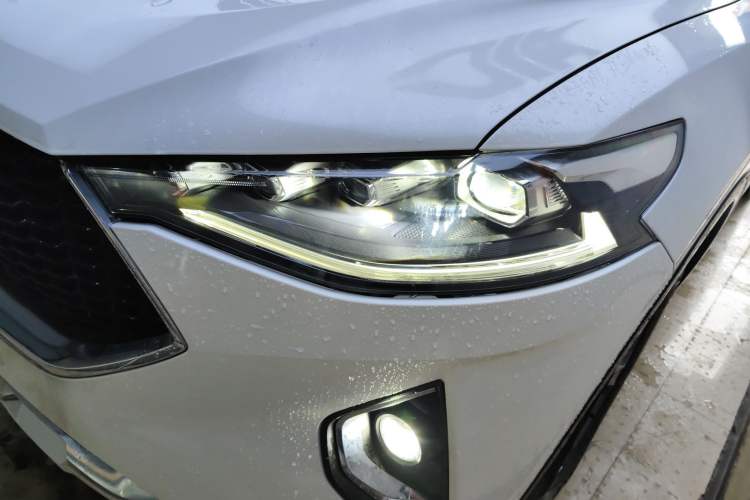 Used Haval F7 2019 1.5T Two-Wheel Drive i-Type China V Standard
