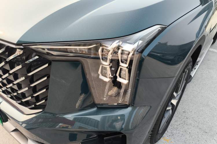 Used GAC Trumpchi GS8 2022 Linghang Series 2.0 TGDI Two-Wheel-Drive Luxury Smart Connectivity Version (7 Seats) Left Front Headlight