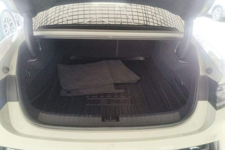 Used Xiaomi Auto SU7 2024 Rear-Drive Ultra-Long Range Advanced Pro-Level Intelligent Driving Version