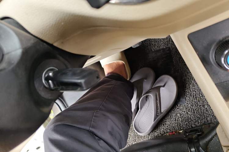 Used Kuayue Kuayue Xing V7 2022 1.6L Gasoline Comfort Version 5-Seater Dual-Door Design – DAM16KR