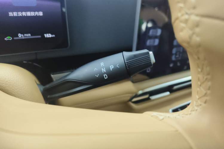 Used VOYAH Dream 2025 PHEV Four-Wheel Drive Excellence Qiankun Edition