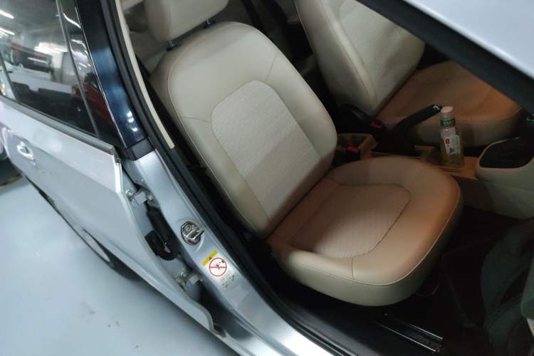 Used Skoda Rapid 2016 1.6L Automatic Chuanxing Edition Right Front Seat