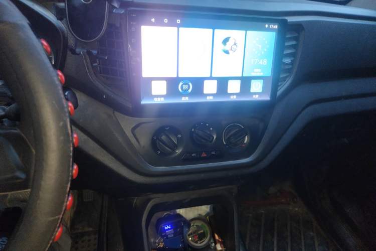 Used Wuling Hongguang V 2019 1.5L Jingqu Version China VI LAR