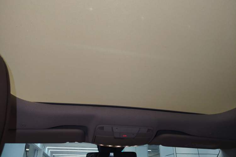 Used Mercedes-Benz E-Class 2023 Updated E 300 L Luxury Edition
