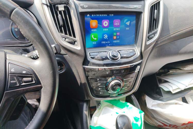 Used Changan CS75 2017 Shangkui Edition 1.5T Automatic Fengxiang Model