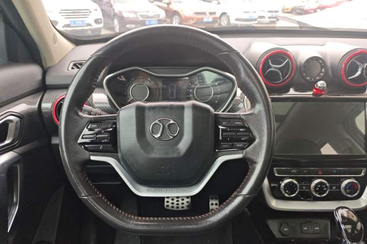 Used BAIC Off-Road BJ20 2016 1.5T CVT Luxury Model
