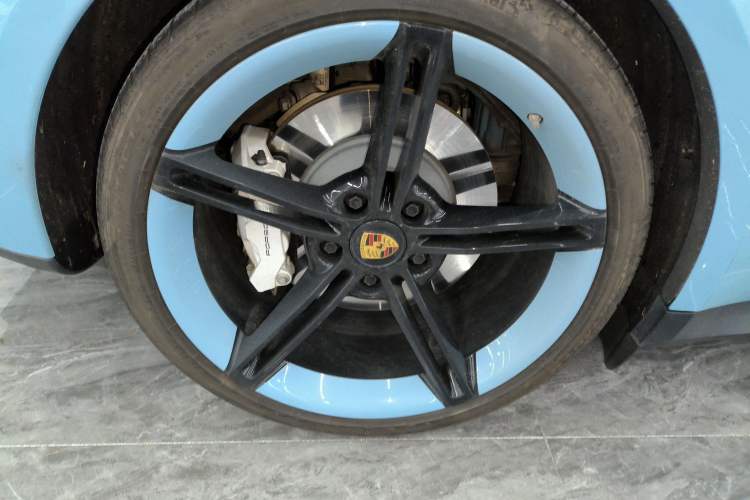 Used Porsche Taycan 2022-Year Updated Taycan