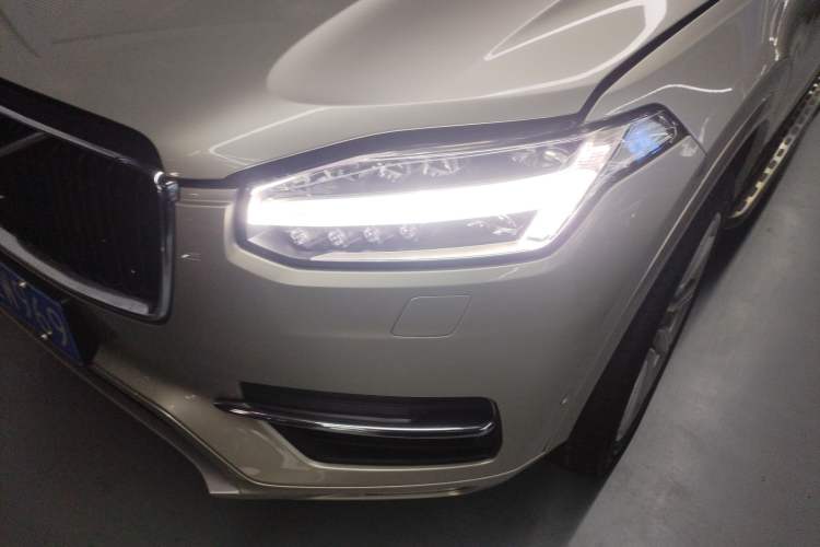 Used Volvo XC90 2015 T6 Zhiya Edition 7-seater Left Front Headlight