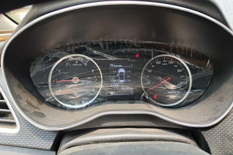 Used Baojun 730 2021 1.5L Manual Fashion Version 7 Seats Odometer Close Up