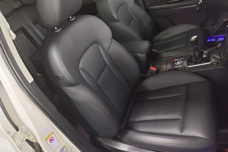 Used Haval H6 Coupe 2015 Blue-Label 2.0T Manual Two-Wheel Drive Prestige Model
