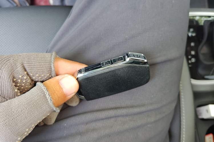 Used Kia kx1 Stonic 2021 1.4L CVT Fun Edition Interior 1