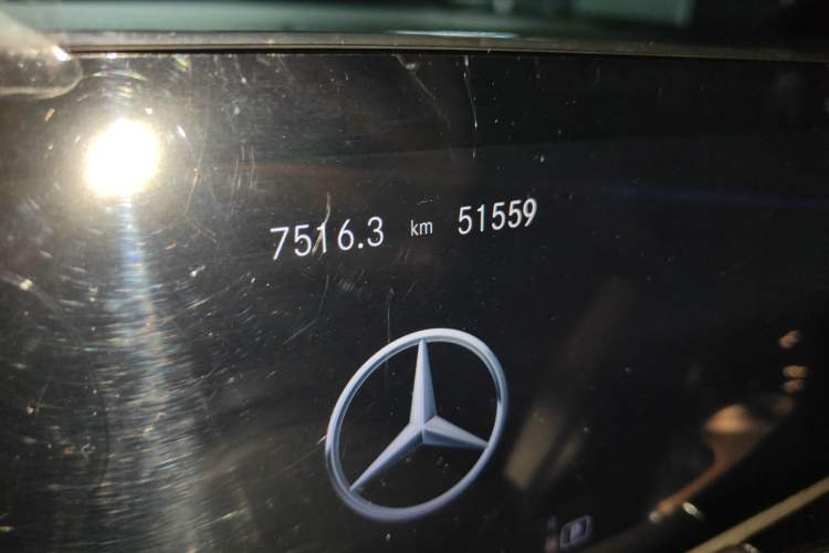 Used Mercedes-Benz GLB 2022 GLB 220 Dynamic Edition Odometer Close Up