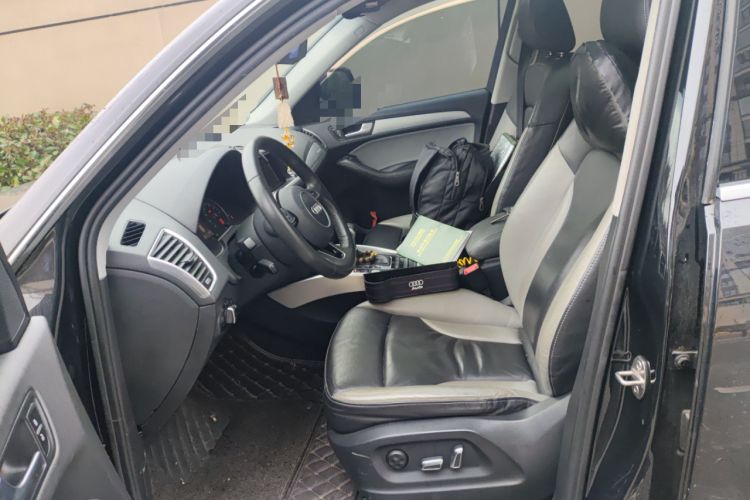 Used Audi Q5 2017 Plus 40 TFSI Technology Model