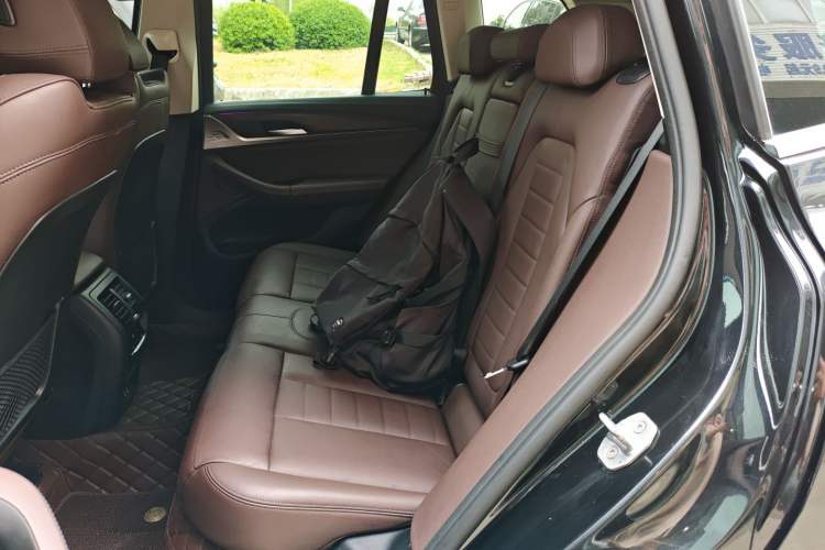 Used BMW X3 2020 xDrive28i Luxury Package Left Rear Seat