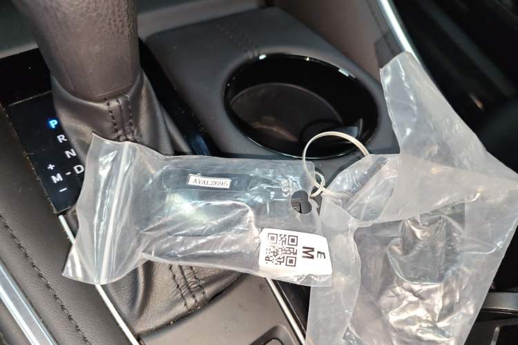 Used Toyota Avalon 2024 2.0L Ambition Edition Vehicle Key