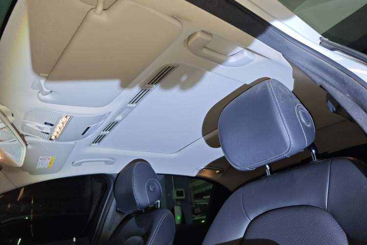 Used Mercedes-Benz C-Class 2018 C 180 L Fashion Edition Sport Version
