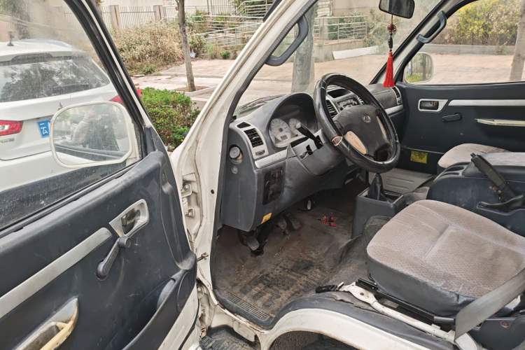 Used King Long Golden Way 2014 2.0L Van-Type 4G21B
